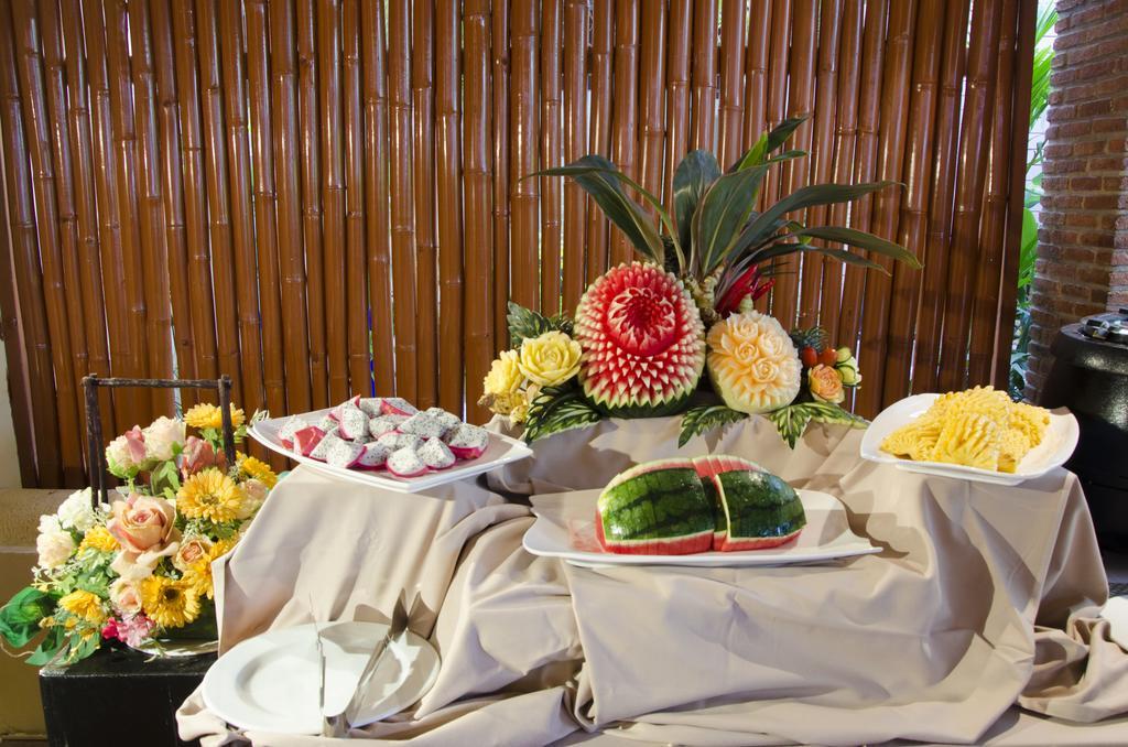 Shanaya & Phuket Hotell 4*